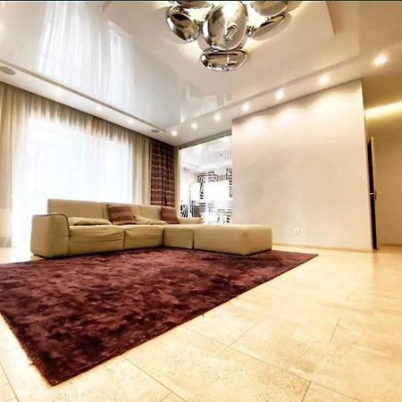 2-Bedroom Most City Center Area Apartment Dnipro Exterior foto