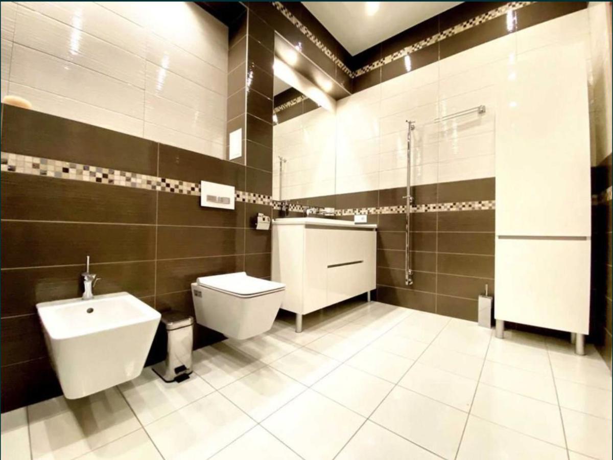 2-Bedroom Most City Center Area Apartment Dnipro Exterior foto