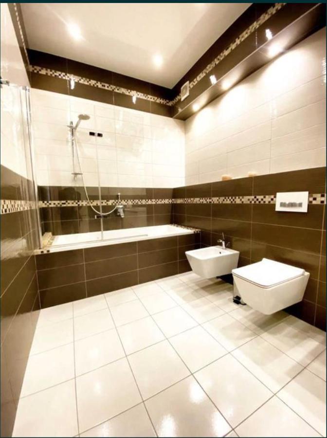 2-Bedroom Most City Center Area Apartment Dnipro Exterior foto